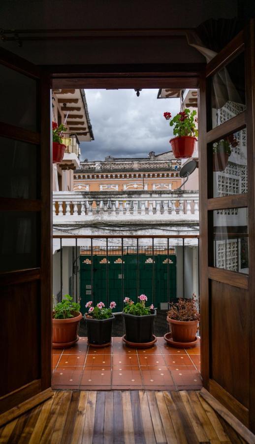 Apartamento 32 Juana De Arco Quito Luaran gambar